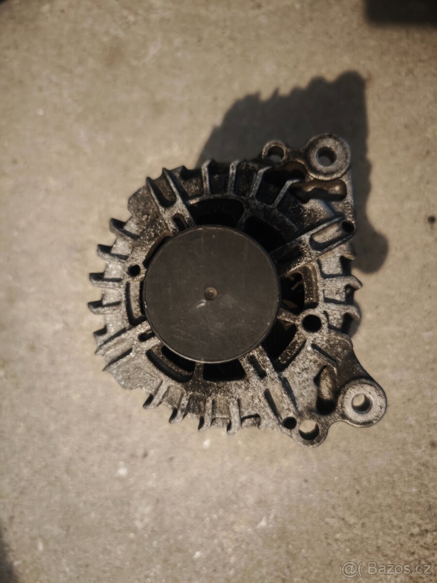 Alternátor Škoda Seat Audi VW 1.6 a 2.0 TDI - 4