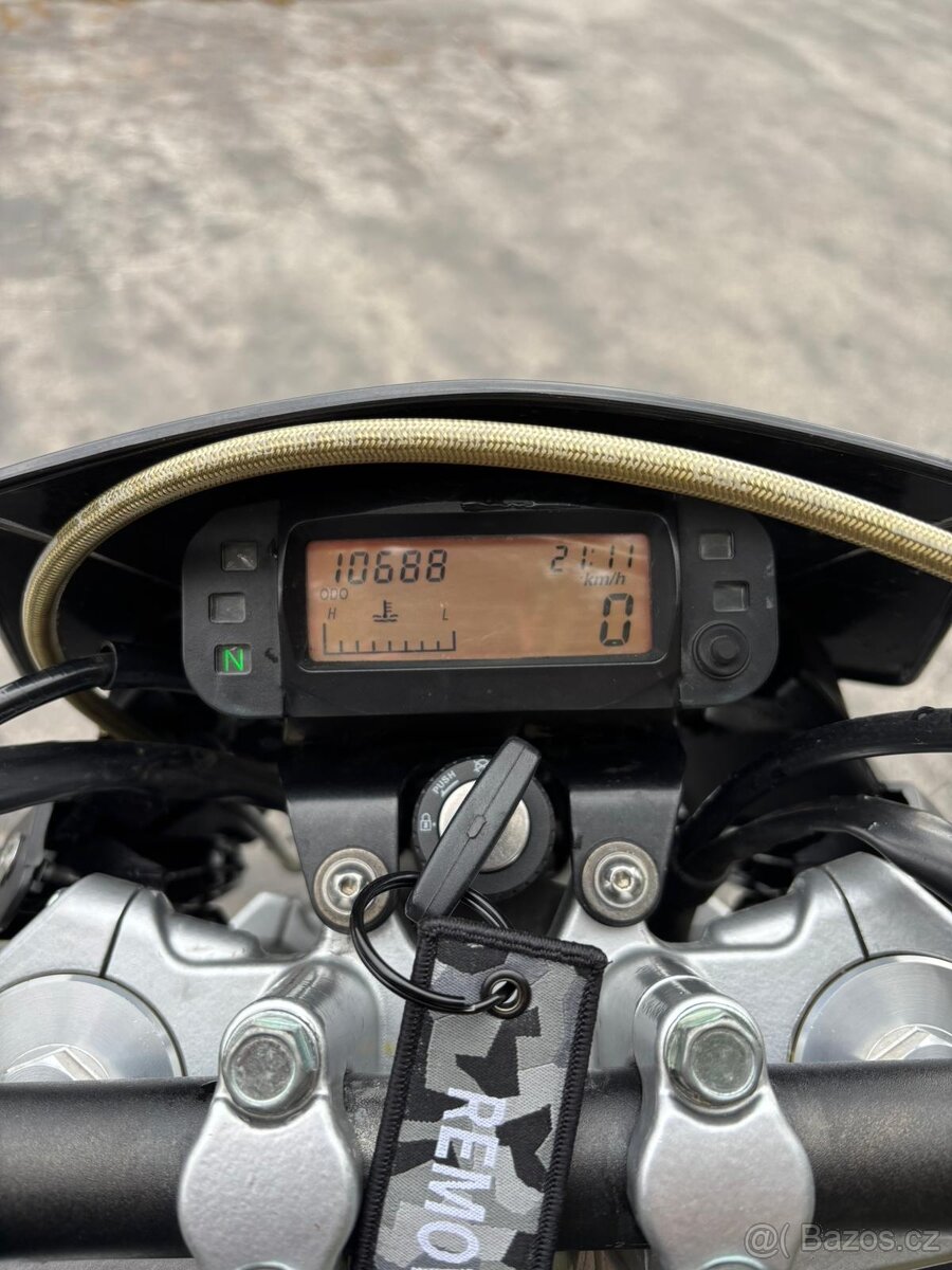 Malaguti XTM 125 - 4