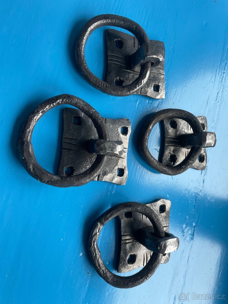 Ručně kovaná oka ozdoby na postel - 4