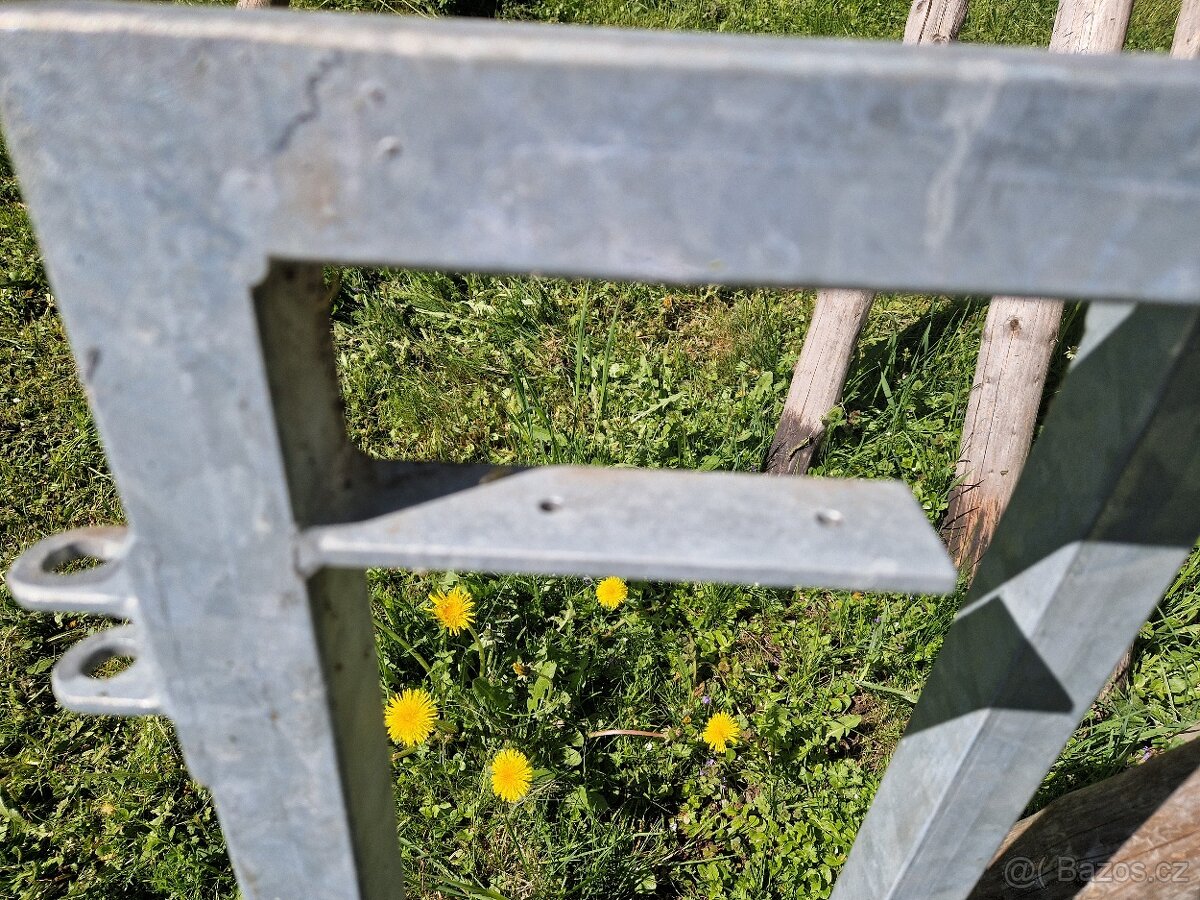 Brána dvoukřídlá 4m - 4