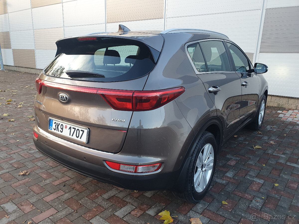 kia sportage 1.7 crdi , 100TIS/KM , 1.MAJITEL ČR - PERFEKT - 4