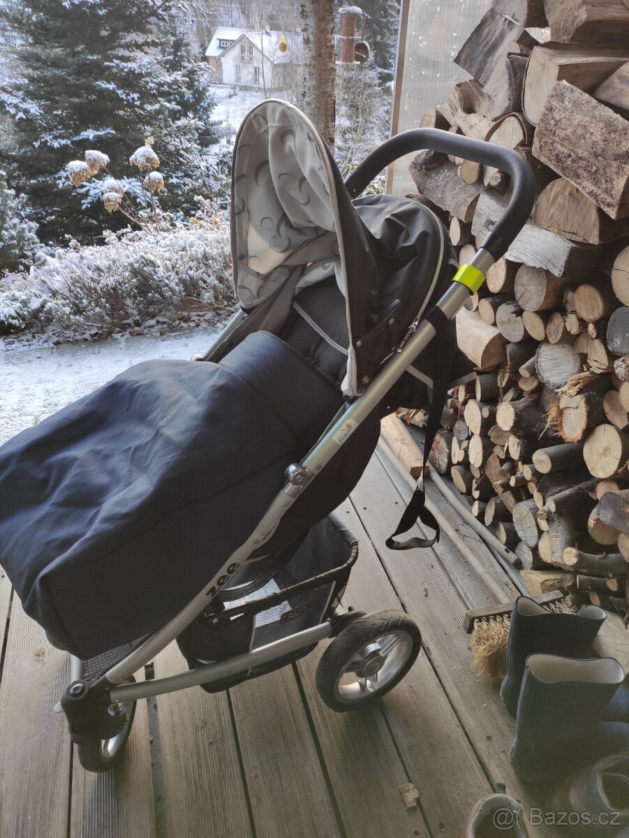 Kočárek rychle a levně (sleva na 390) VALCO baby ZEE - 4