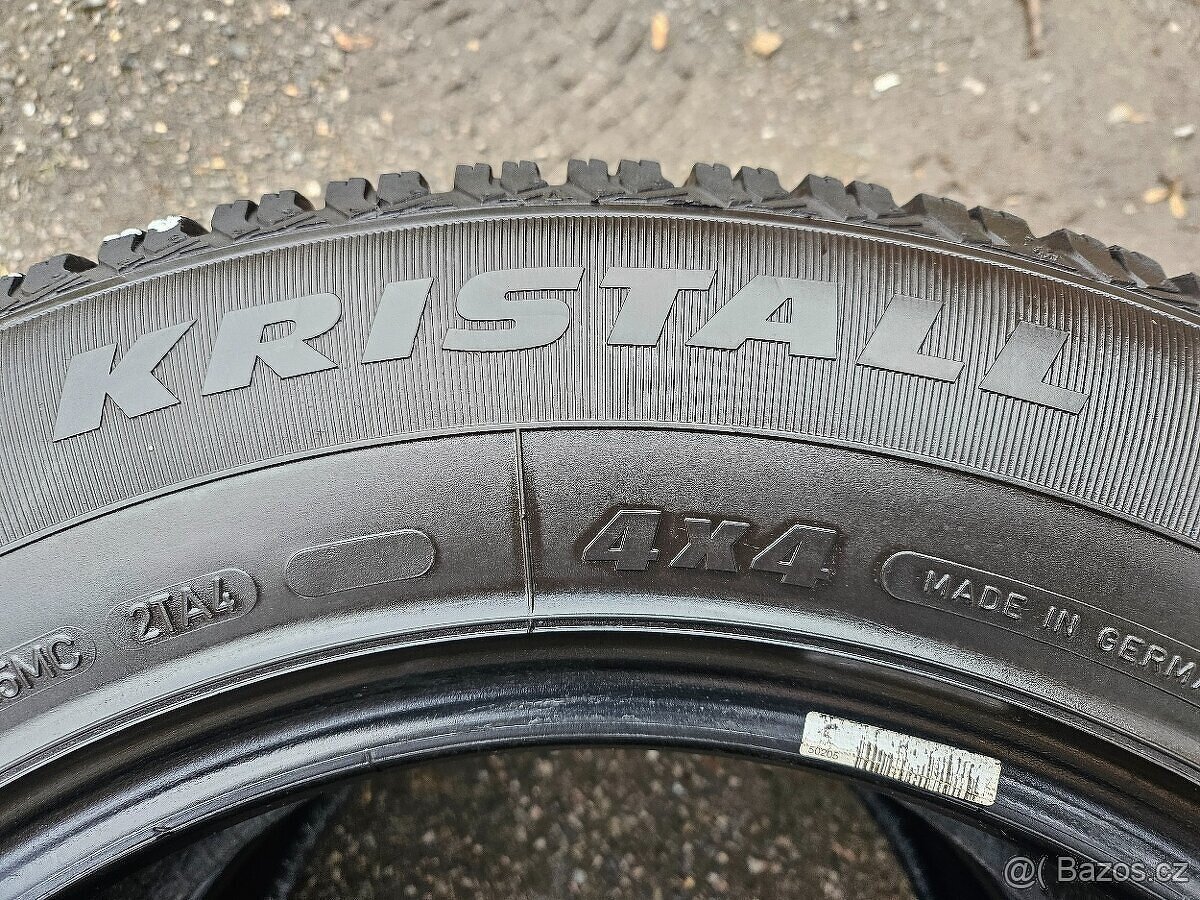 4 Zimní pneumatiky Fulda / Kumho 235/65 R17 XL - 4