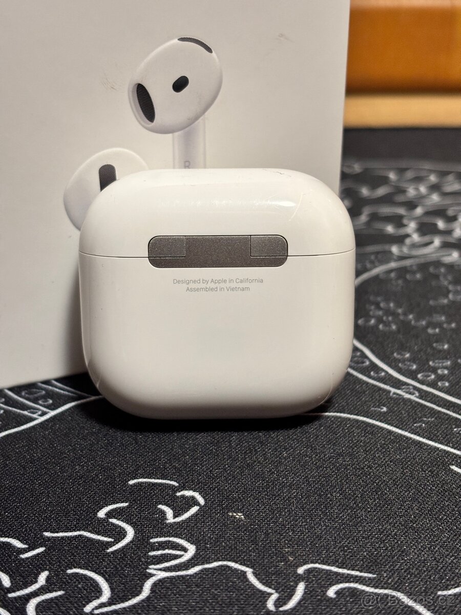 Nabíjecí pouzdro AirPods 4 ANC - 4