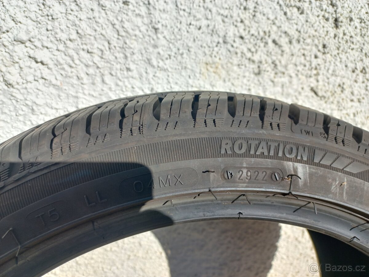 KORMORAN SNOW 205/45 R17 88 V - 4