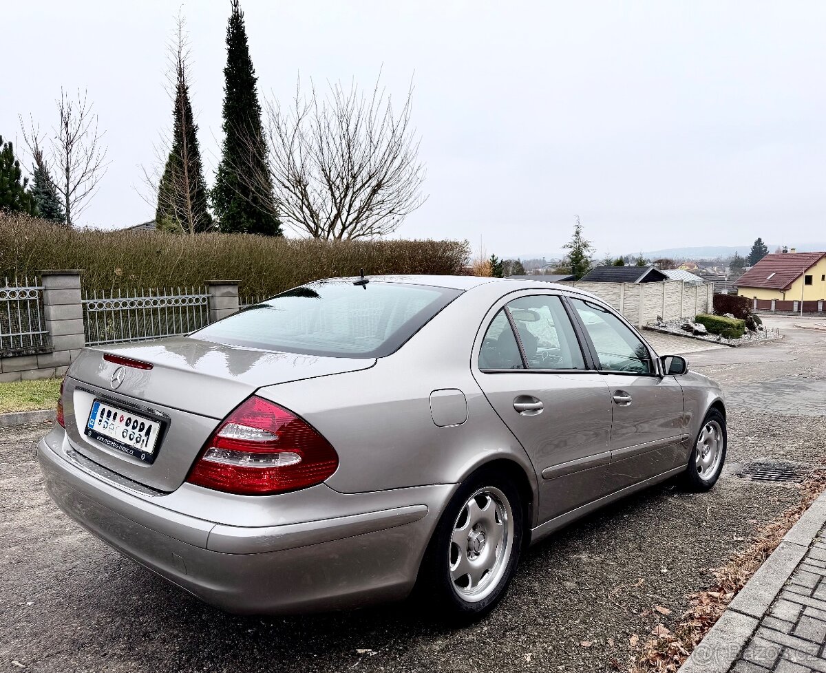Mercedes-Benz E220 CDI (W211) 110 kW, automat, ČR. - 4