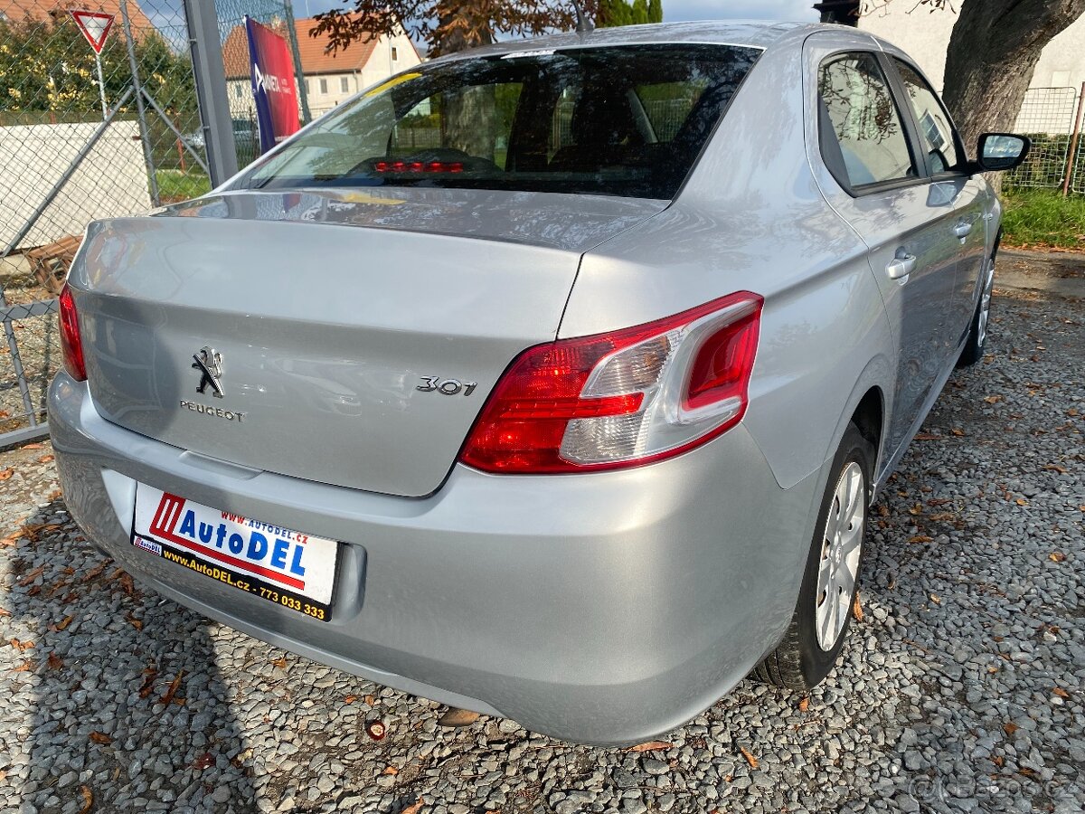 Peugeot 301 1.2 i Klima, 8xPneu - 4