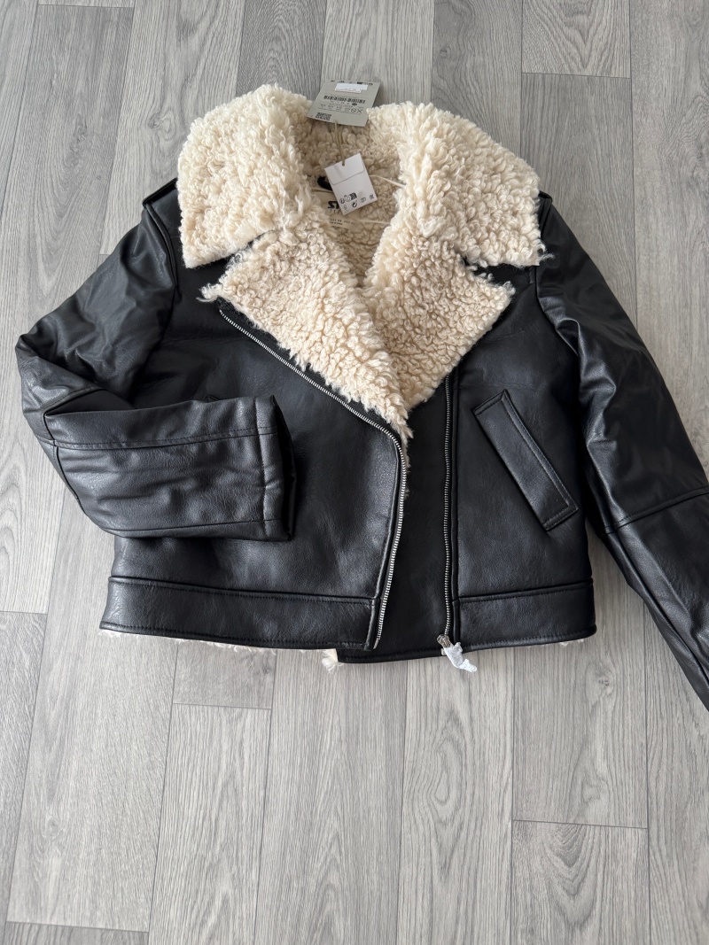 Kožená bunda s kožíškem - 4
