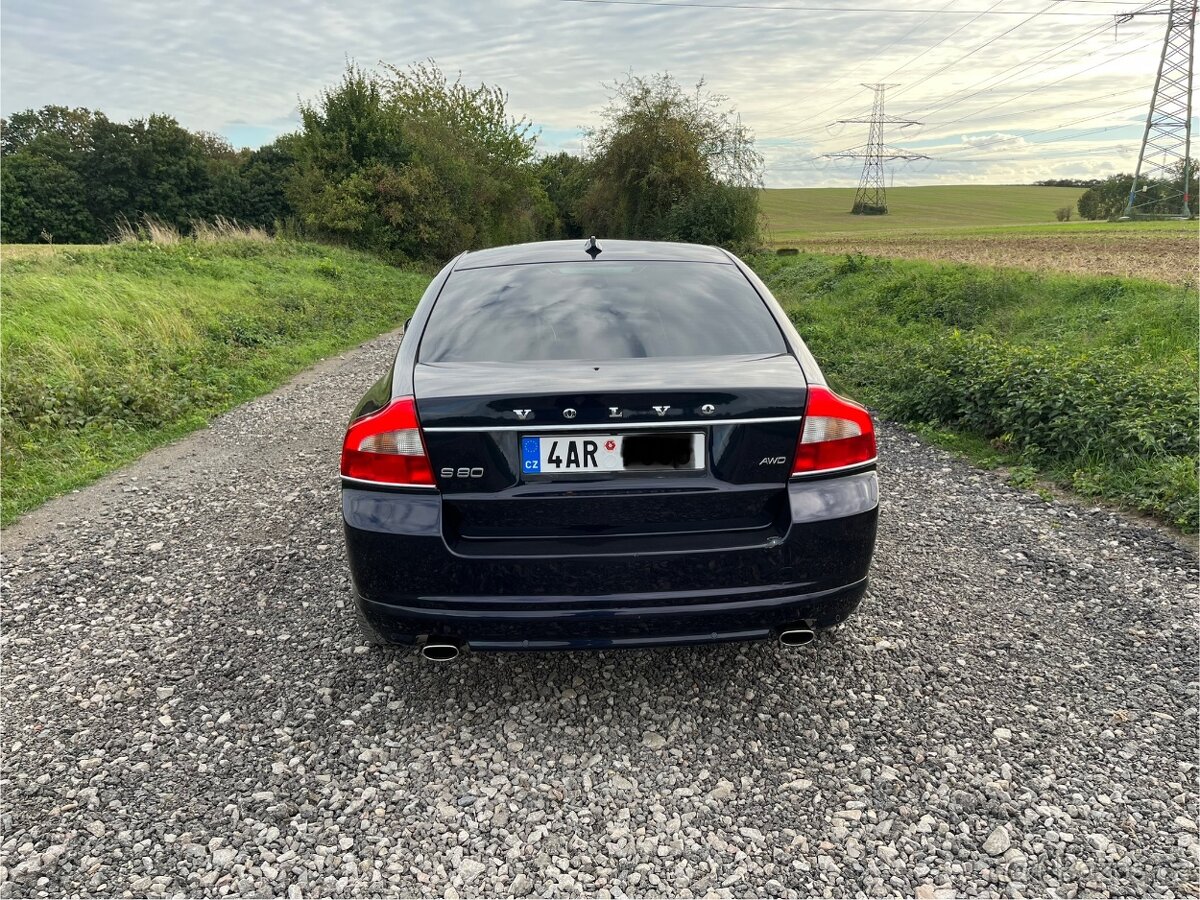 Volvo S80 V8, 2009, 4.4, 232kw - 4