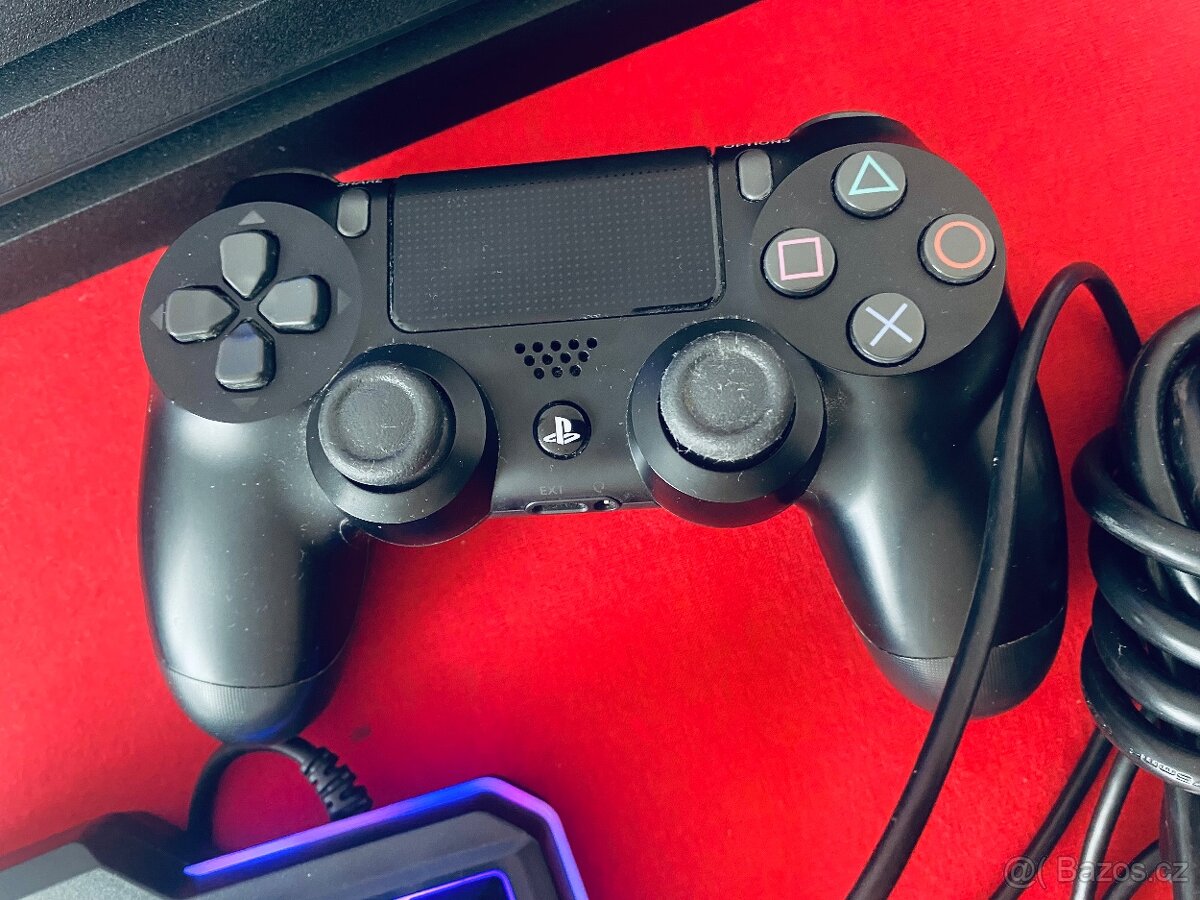 PlayStation 4 Pro - 4