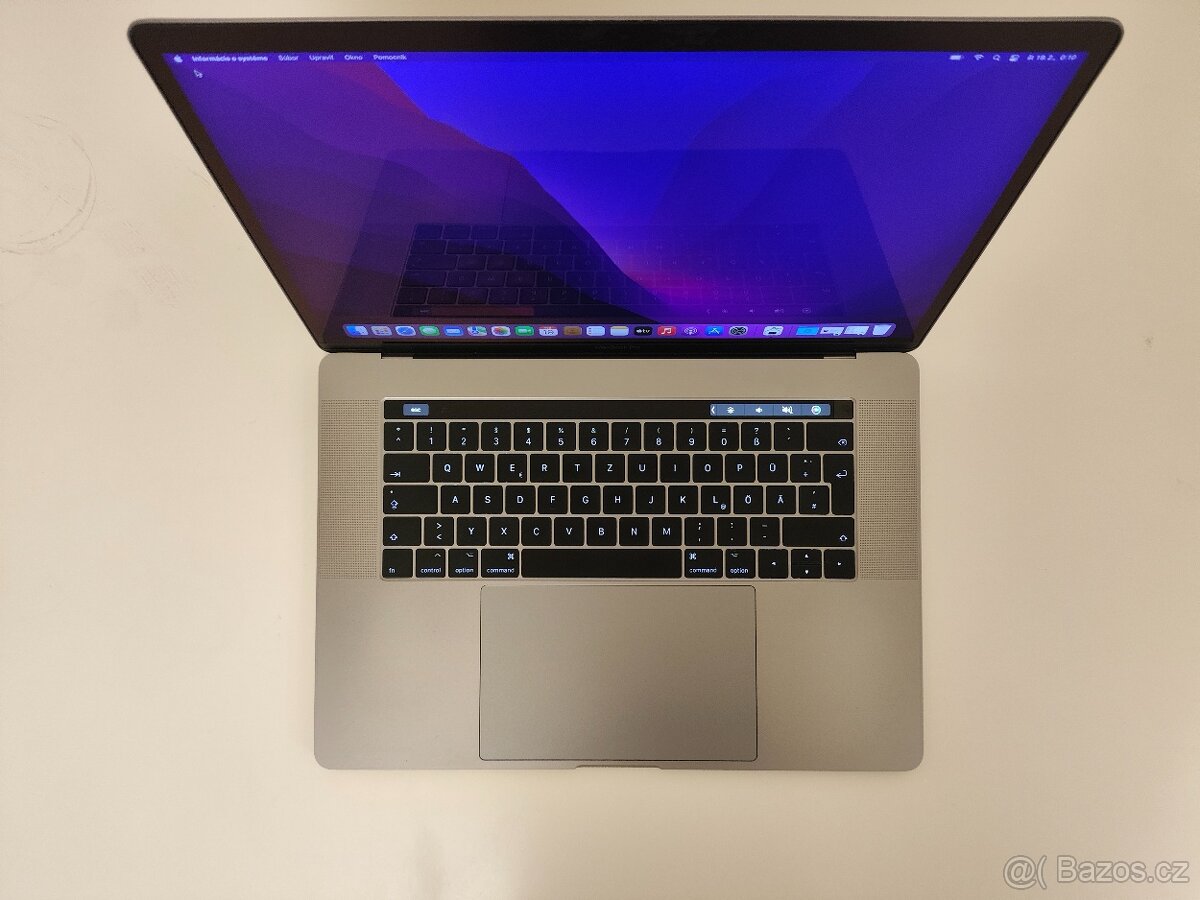 MacBook Pro 15" A1707 | i7 • 16GB • 512GB SSD - 4