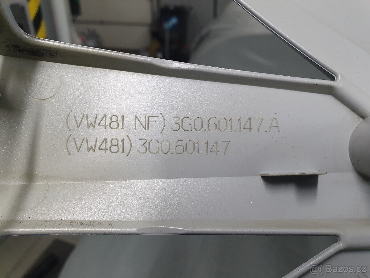 Kryty kol 16" originál VW - 4