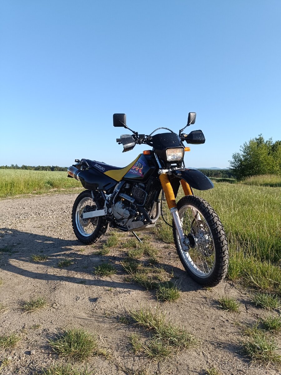 Suzuki DR 650 SE - 4