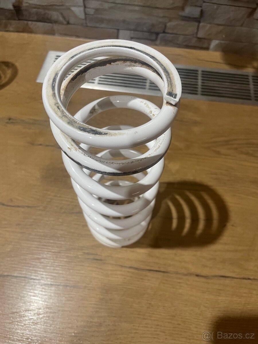 Pružina WP 42/240 J/V - 4