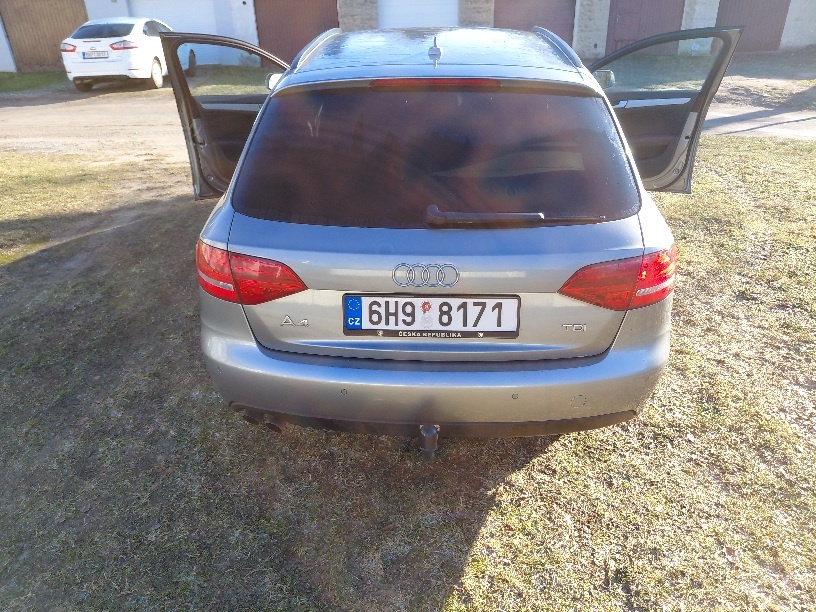 Audi A4 B8 2.0 TDI 88kw r.v.2011 - 4