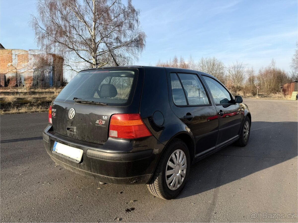 Volkswagen Golf IV - 4