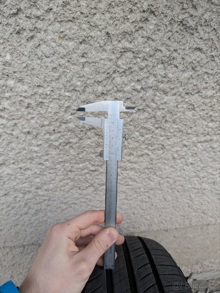 215/45/17 87W Michelin Primacy HP GR86/BRZ - 4