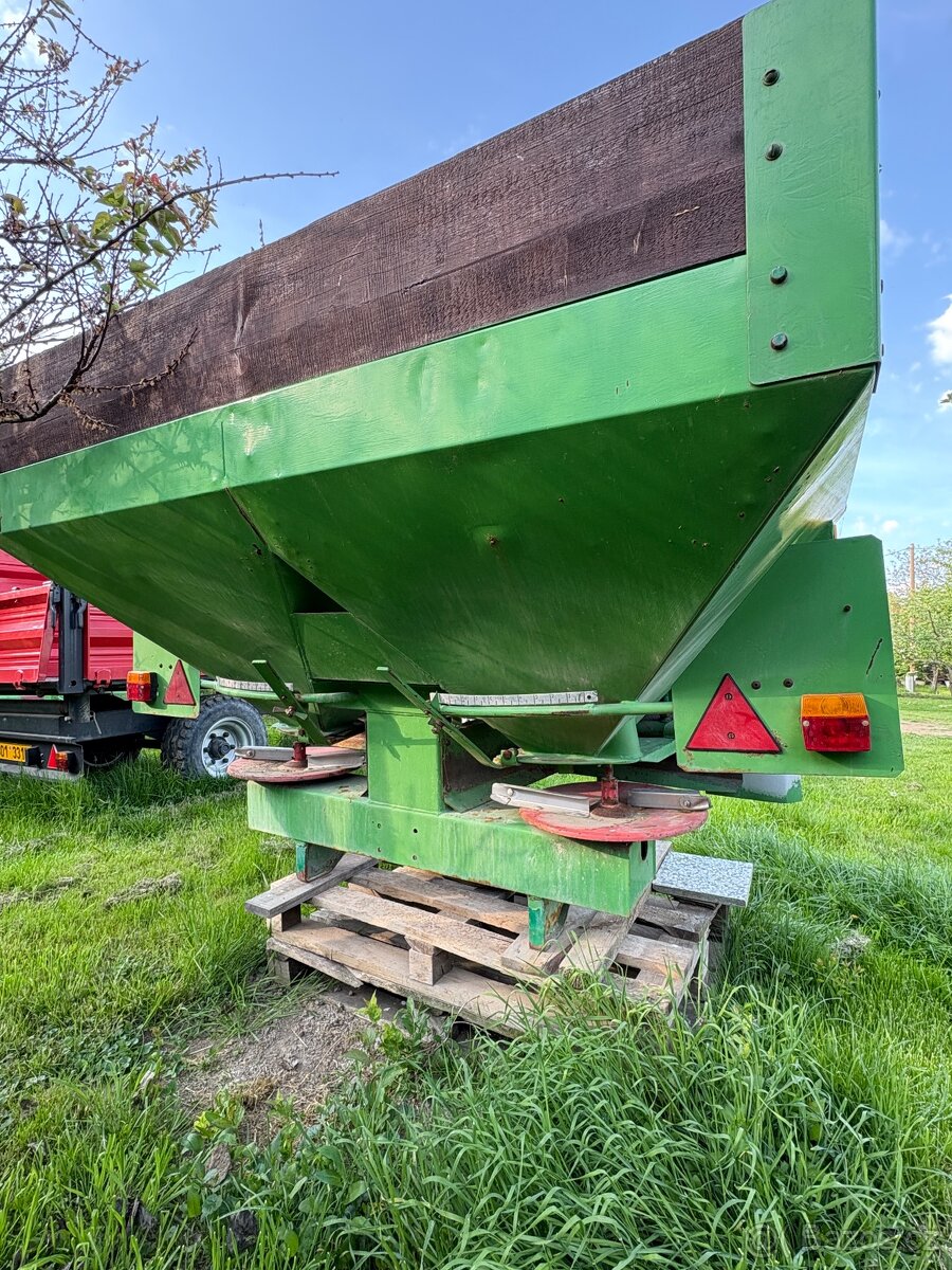 Rozmetadlo ZDT - 4