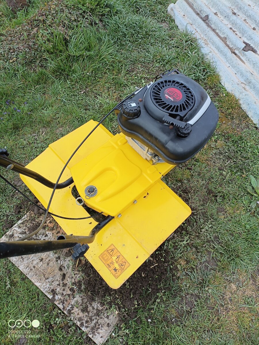 Prodám rotavátor Vari pony I/R - 4