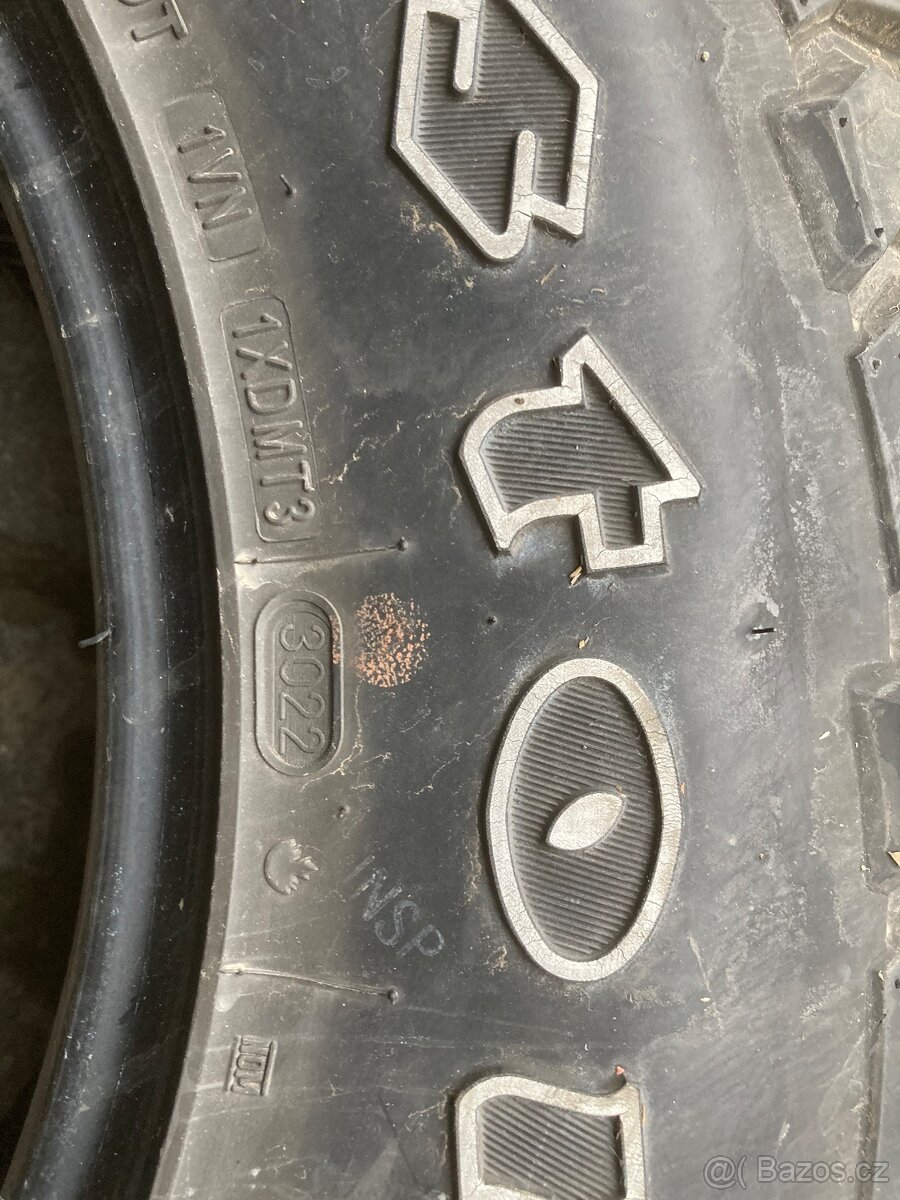 Pneu 255/75/17r - 4