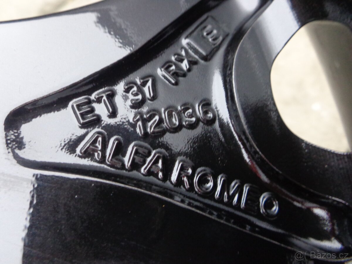 Alfa Romeo alu kola - 4