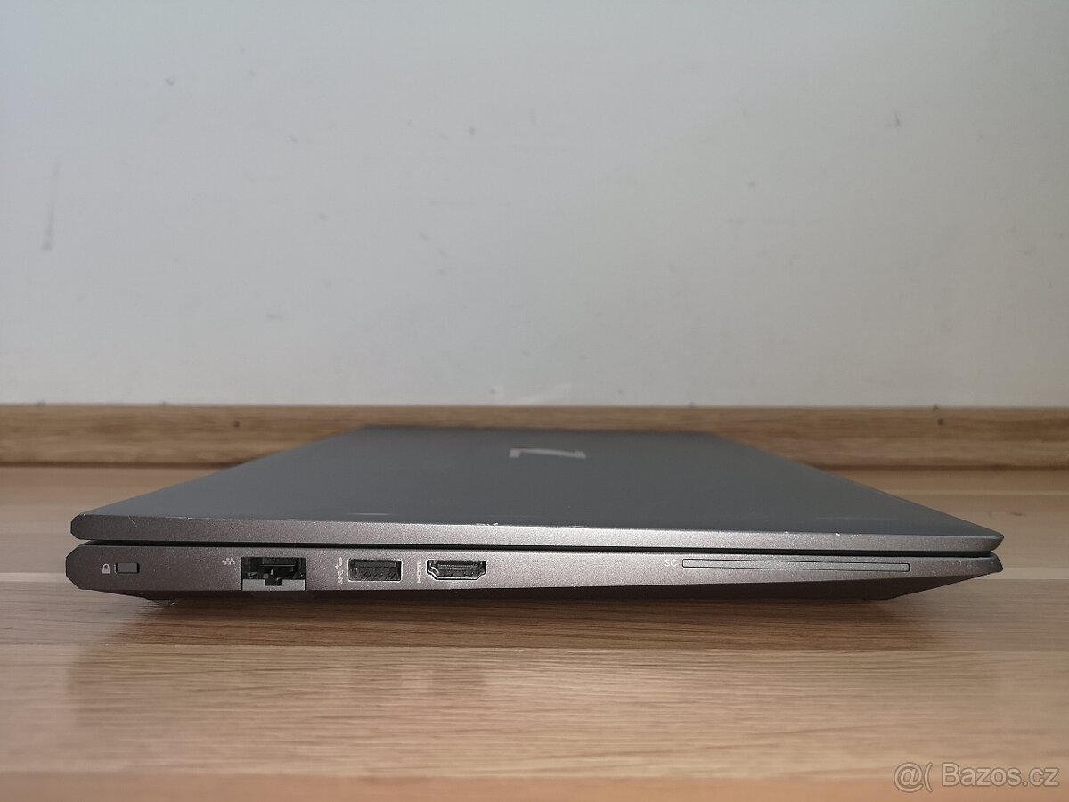 Osmijádrový notebook HP ZBook Power G8 - 4