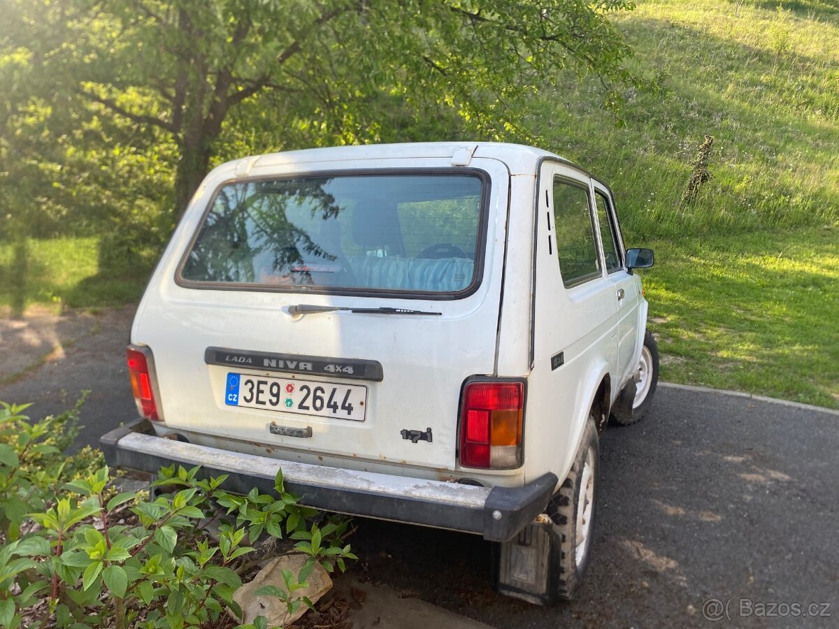 Lada Niva - 4