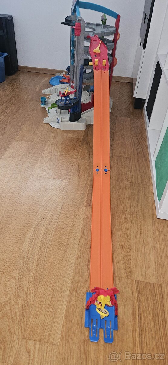 Hot wheels parkovací dráha - 4