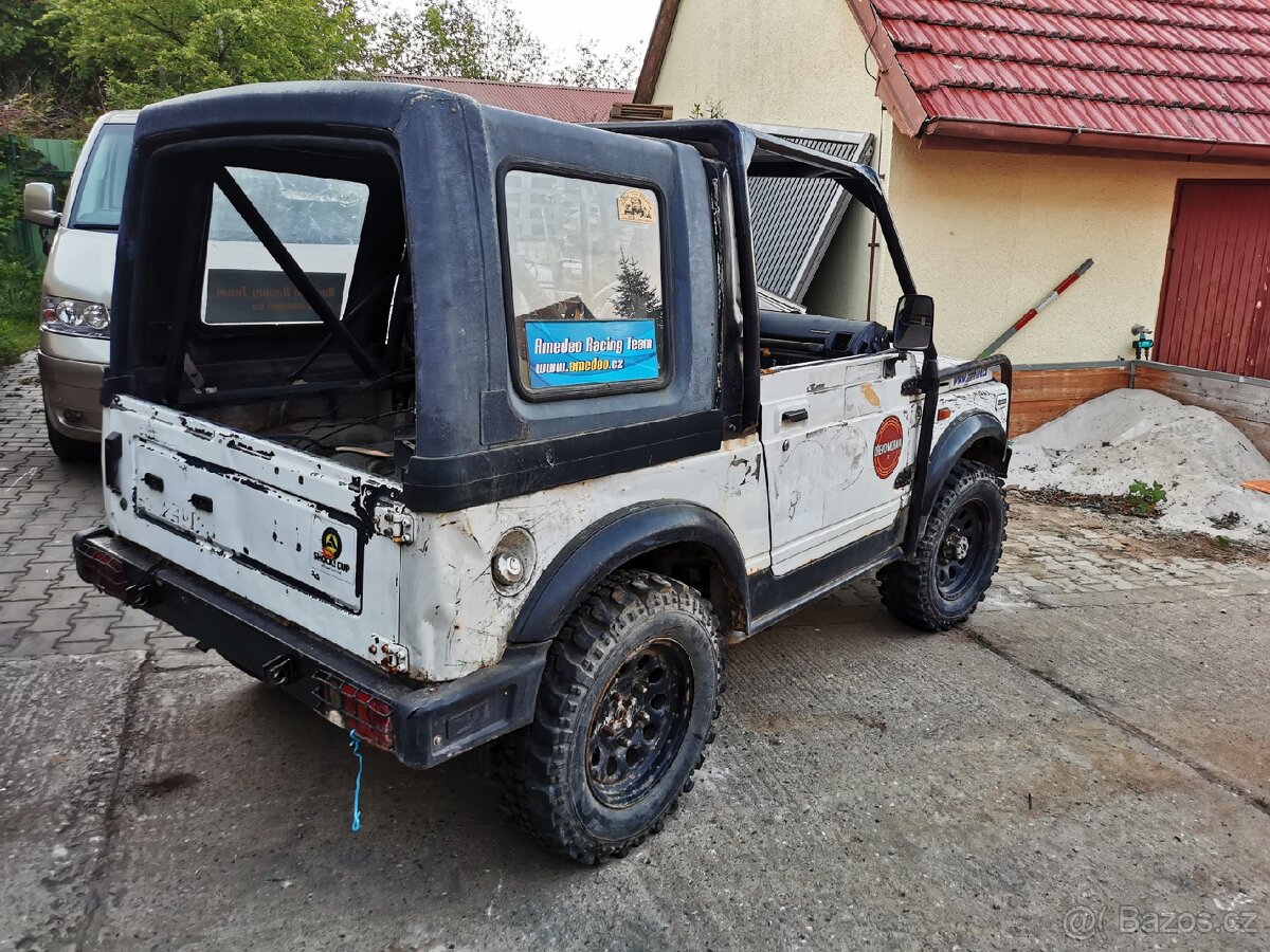 Suzuki Samurai