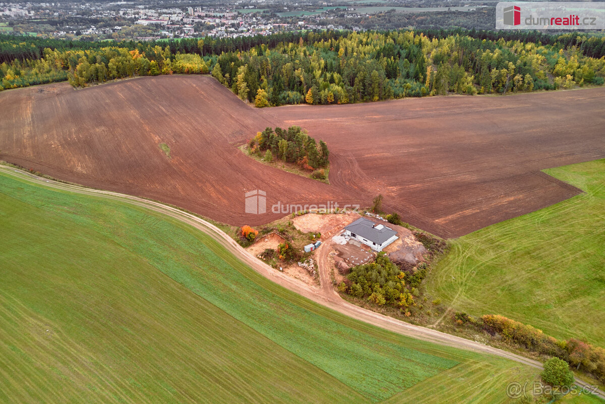 Stavební pozemek 1427 m2, Mezirolí, Nová Role - 4