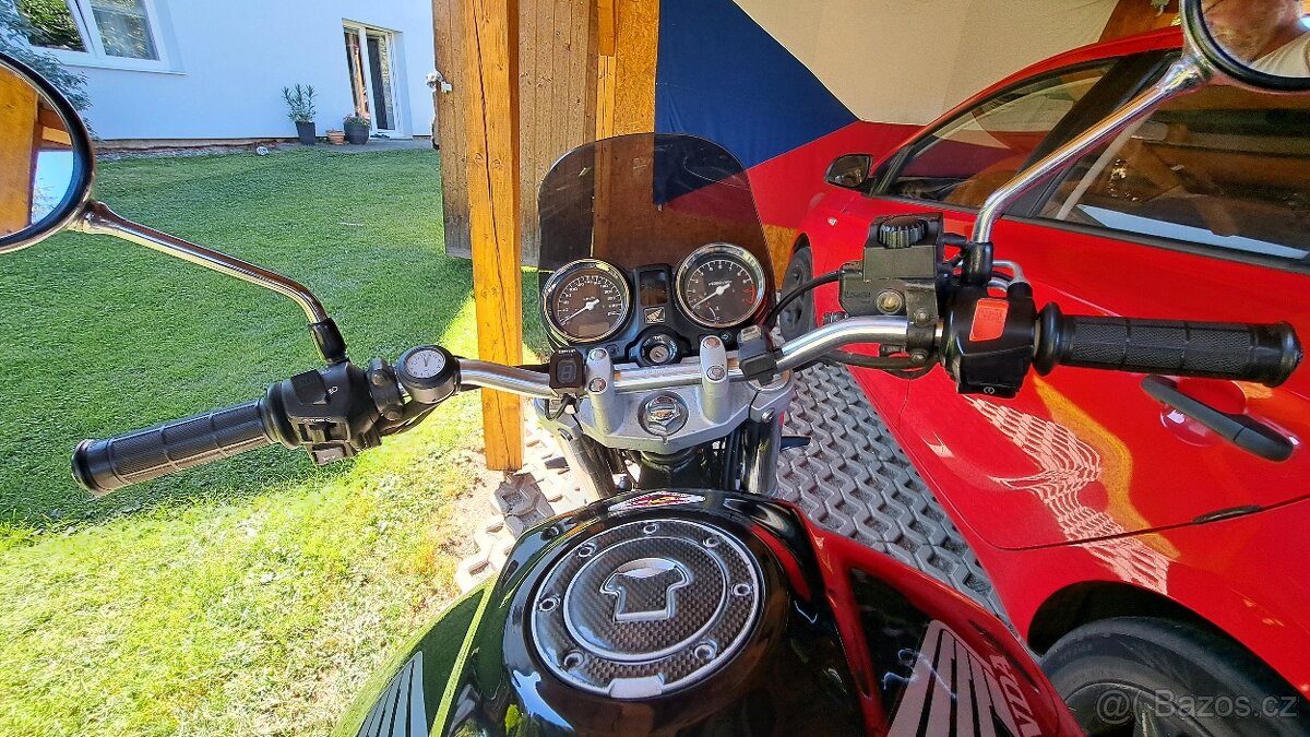 Honda CB900F Hornet - 4