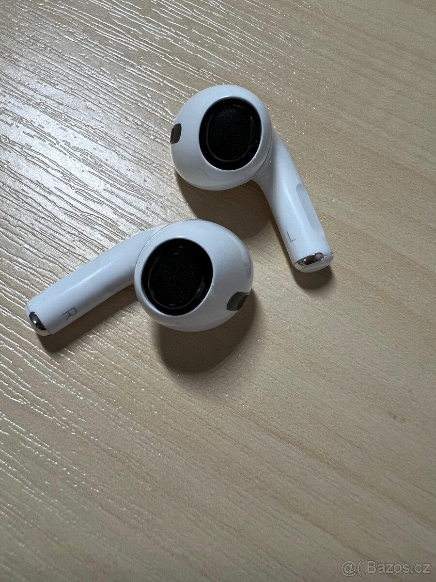 AirPods Pro (1. generace) - 4