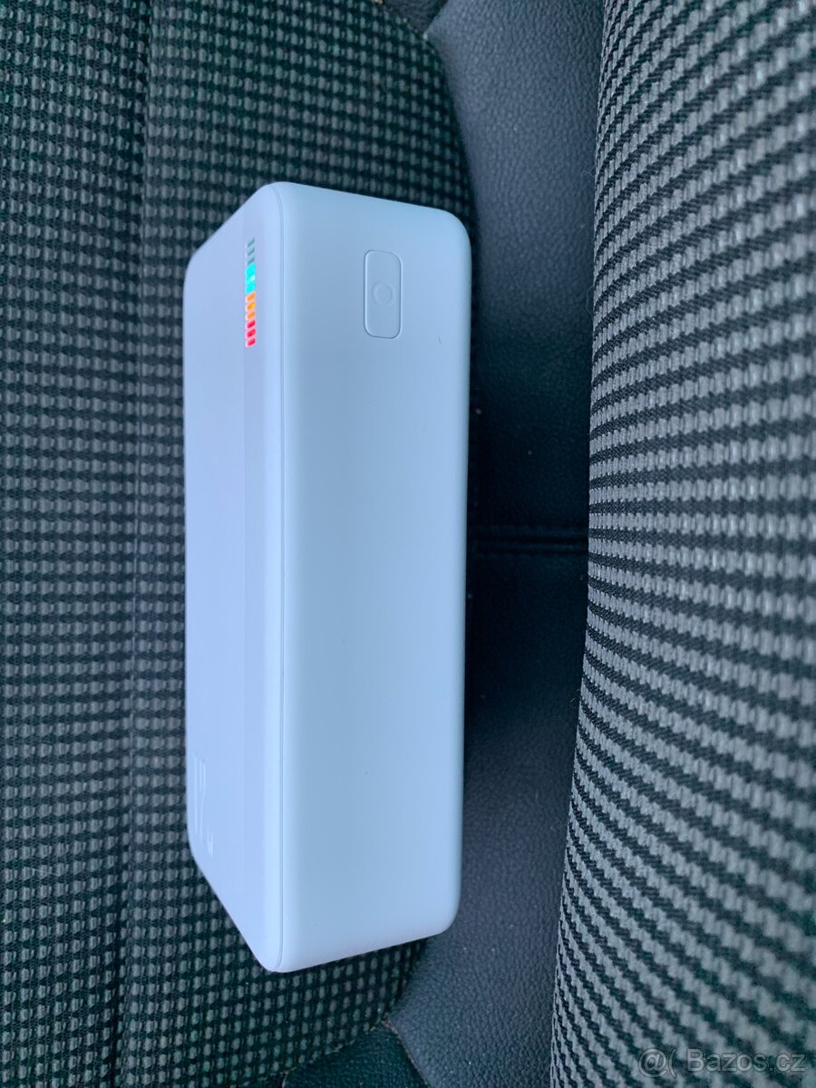 Powerbanka 30 000 mAh - 4