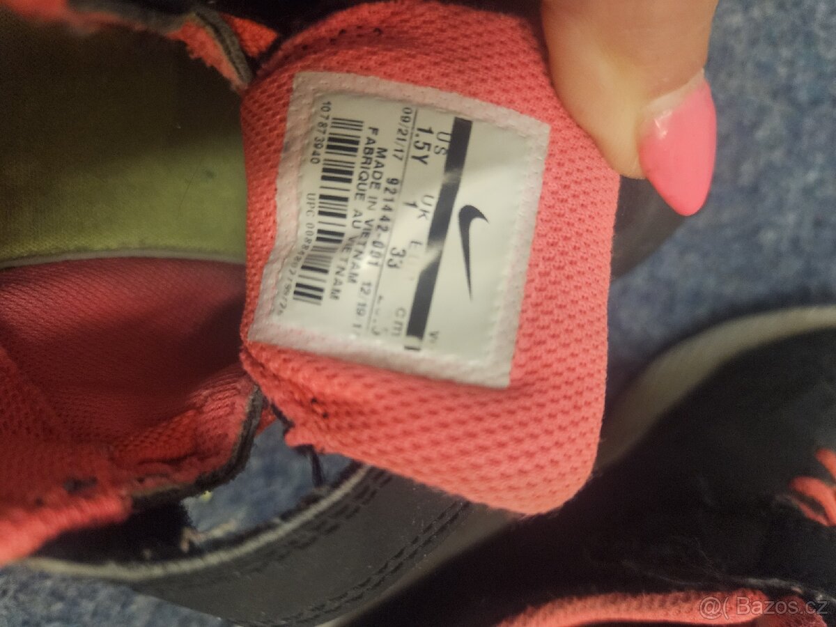 Tenisky Nike vel 33 - 4