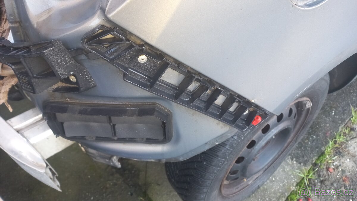 Opel Meriva B rok 2014 zadní nárazník,výztuha,držáky narazni - 4