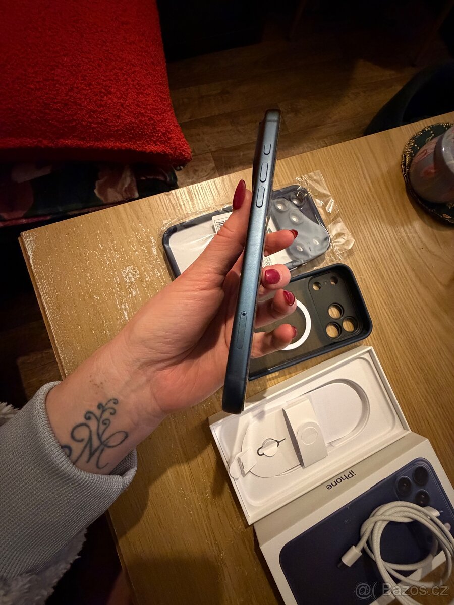 iPhone 17 Pro Max - 4