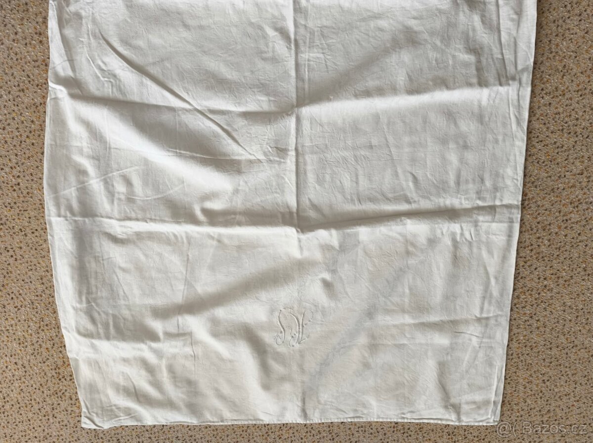 Prostěradla a polštáře - 4