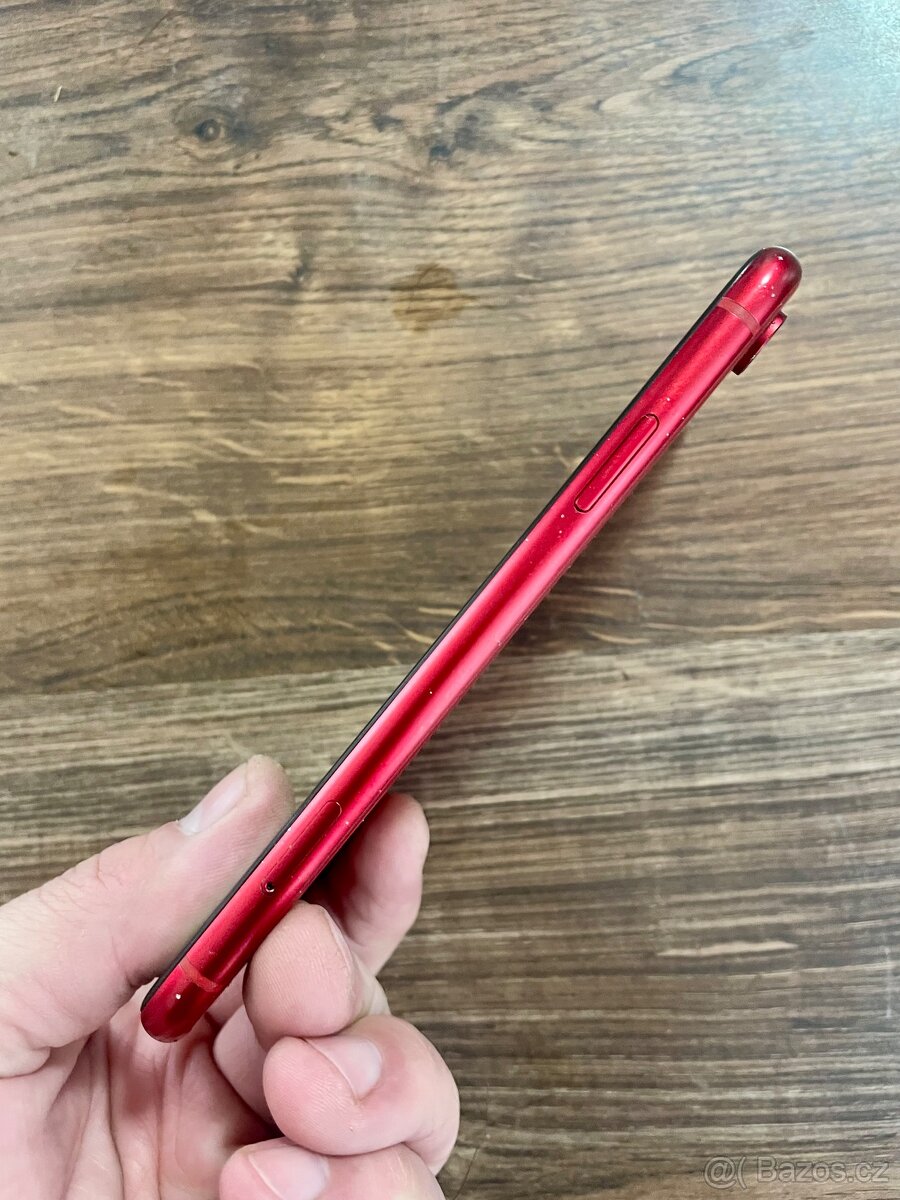 iPhone XR 64GB Red - 4