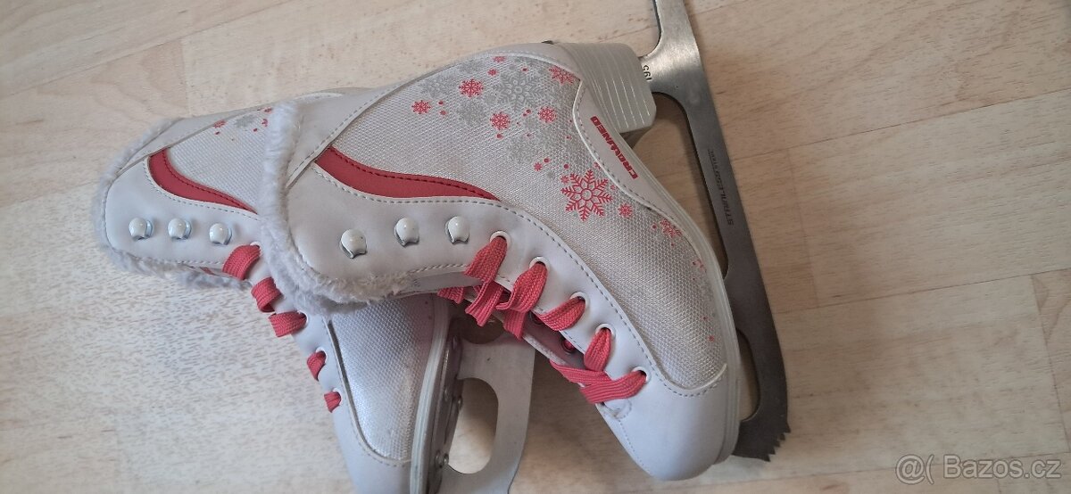 Prodám dívčí lední brusle Crowned GLAMOUR JR vel 31 - 4