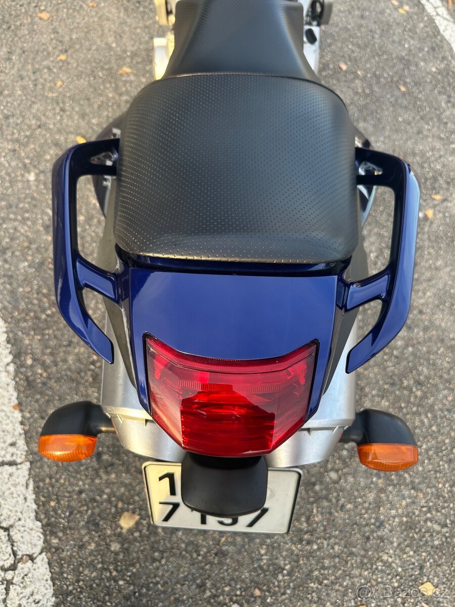 Yamaha Fazer 600 - 4