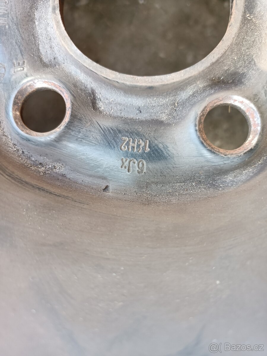 Letní pneu s plechovými disky Matador - 4