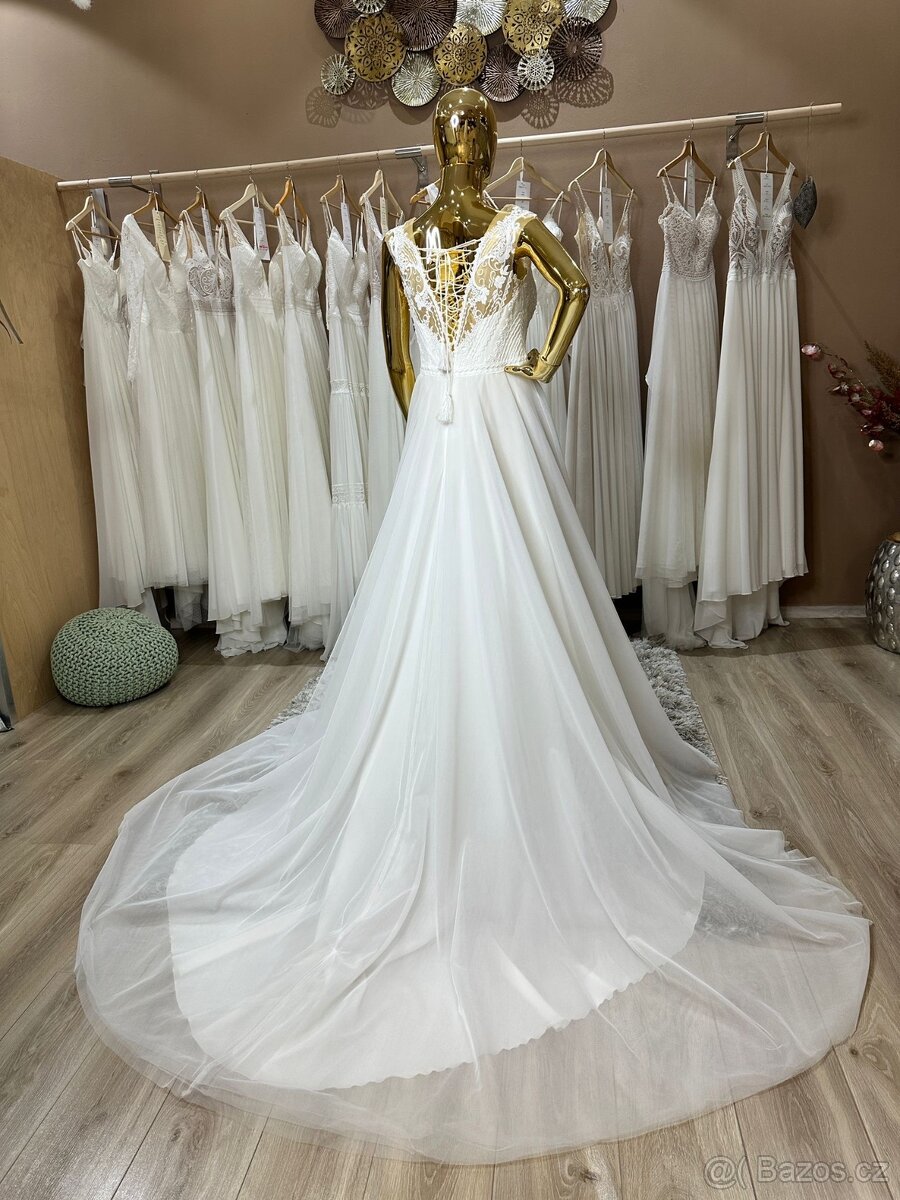 Svatební šaty vel. 40-42 - 4