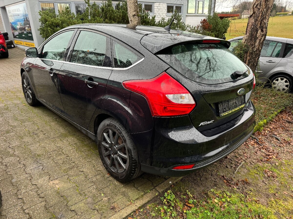 Ford fokus 1.5 benz rok 2014 - 4