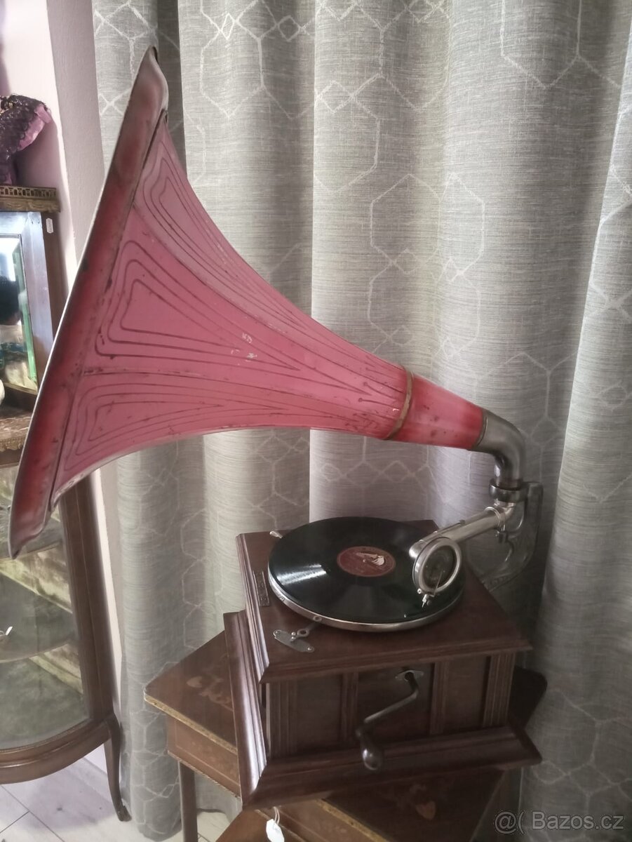 Gramofon s troubou - 4