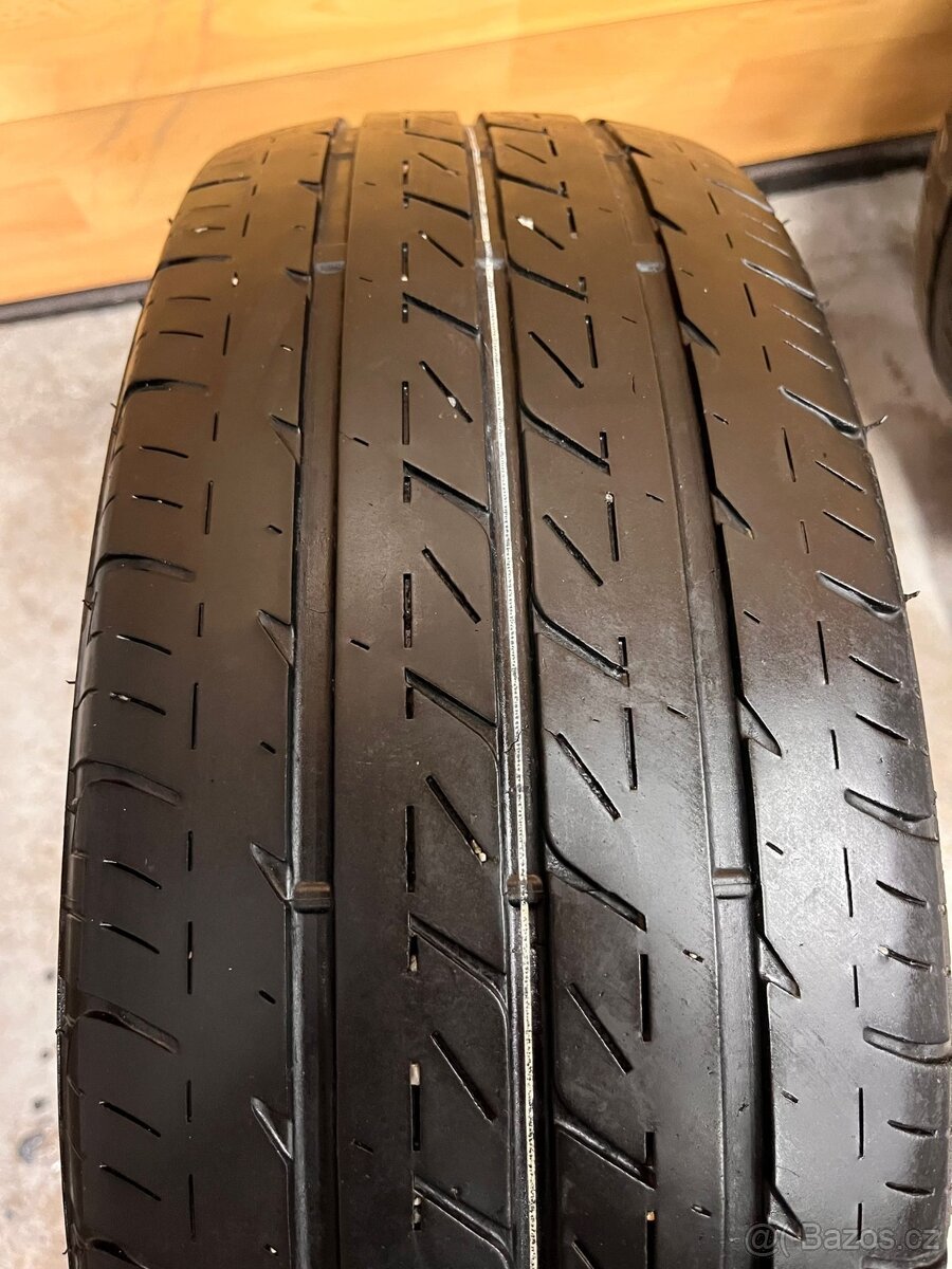 Letní pneu 195/60/16C - 4