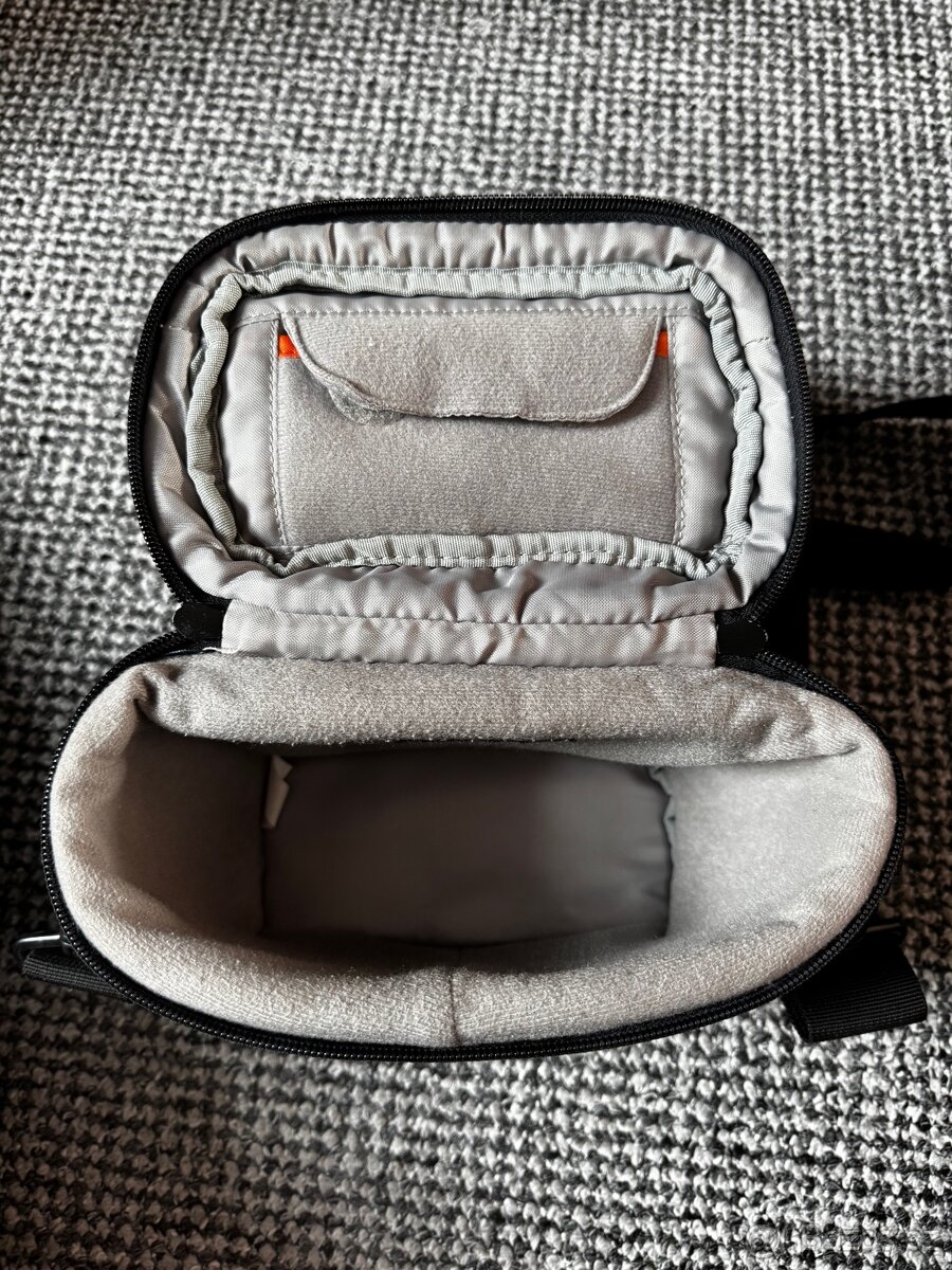 Brašna na fotoaparát Lowepro Cirrus 110 - 4