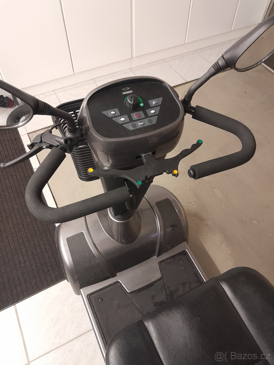 Elektrická čtyřkolka Sterling - 4