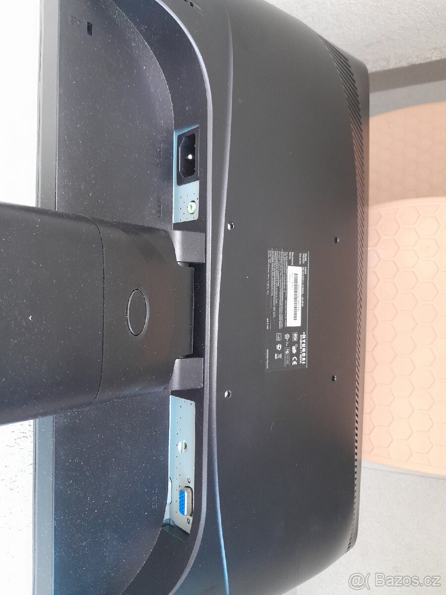 Prodám Monitor - 4