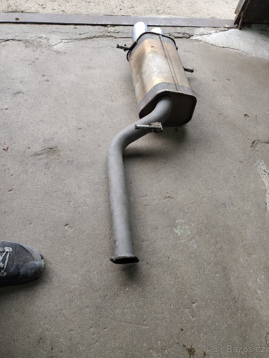 P: výfuk impreza turbo - 4