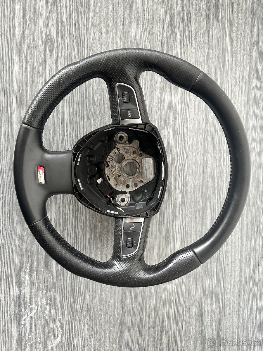 Audi a6 4F A4 B8 volant - 4